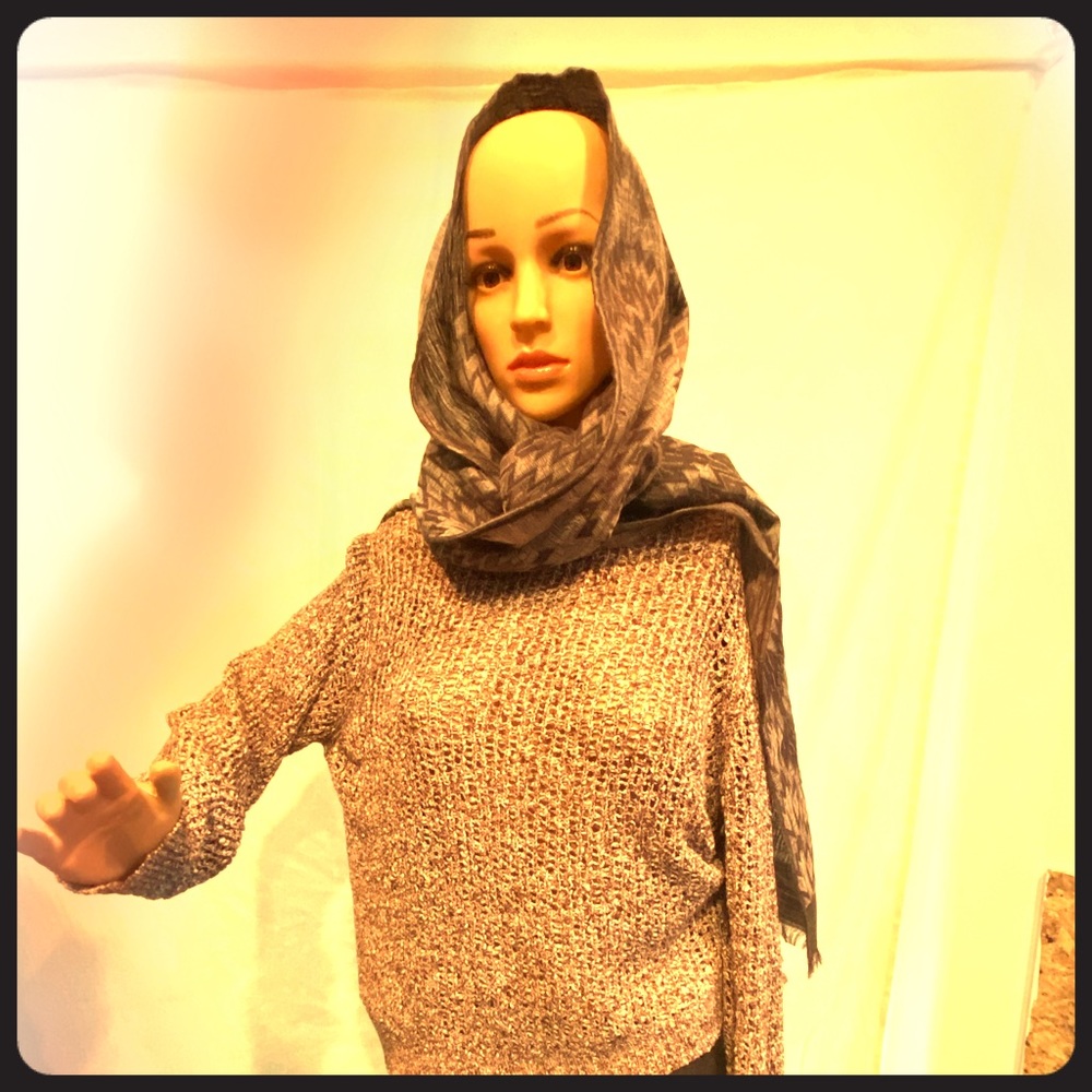 Beautiful Asian Eye scarf